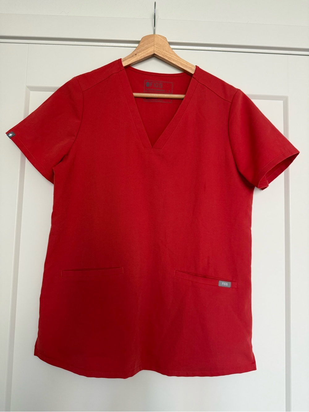 Figs Women's Casma Scrub Top - Clay